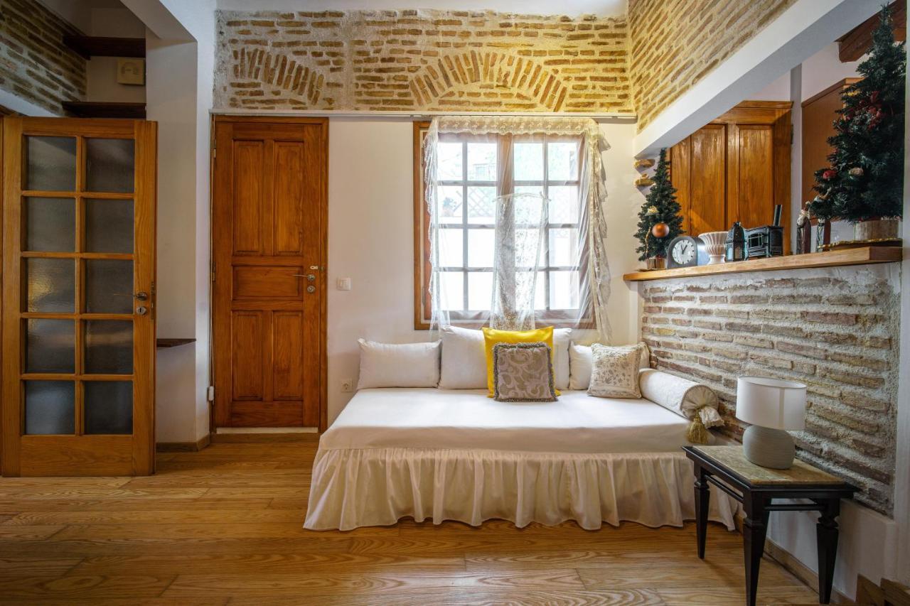 Luxurious Villa At Mets เอเธนส์ ภายนอก รูปภาพ