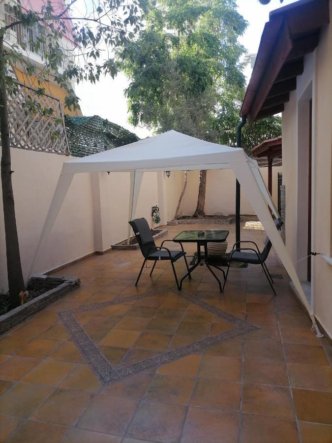 Luxurious Villa At Mets เอเธนส์ ภายนอก รูปภาพ