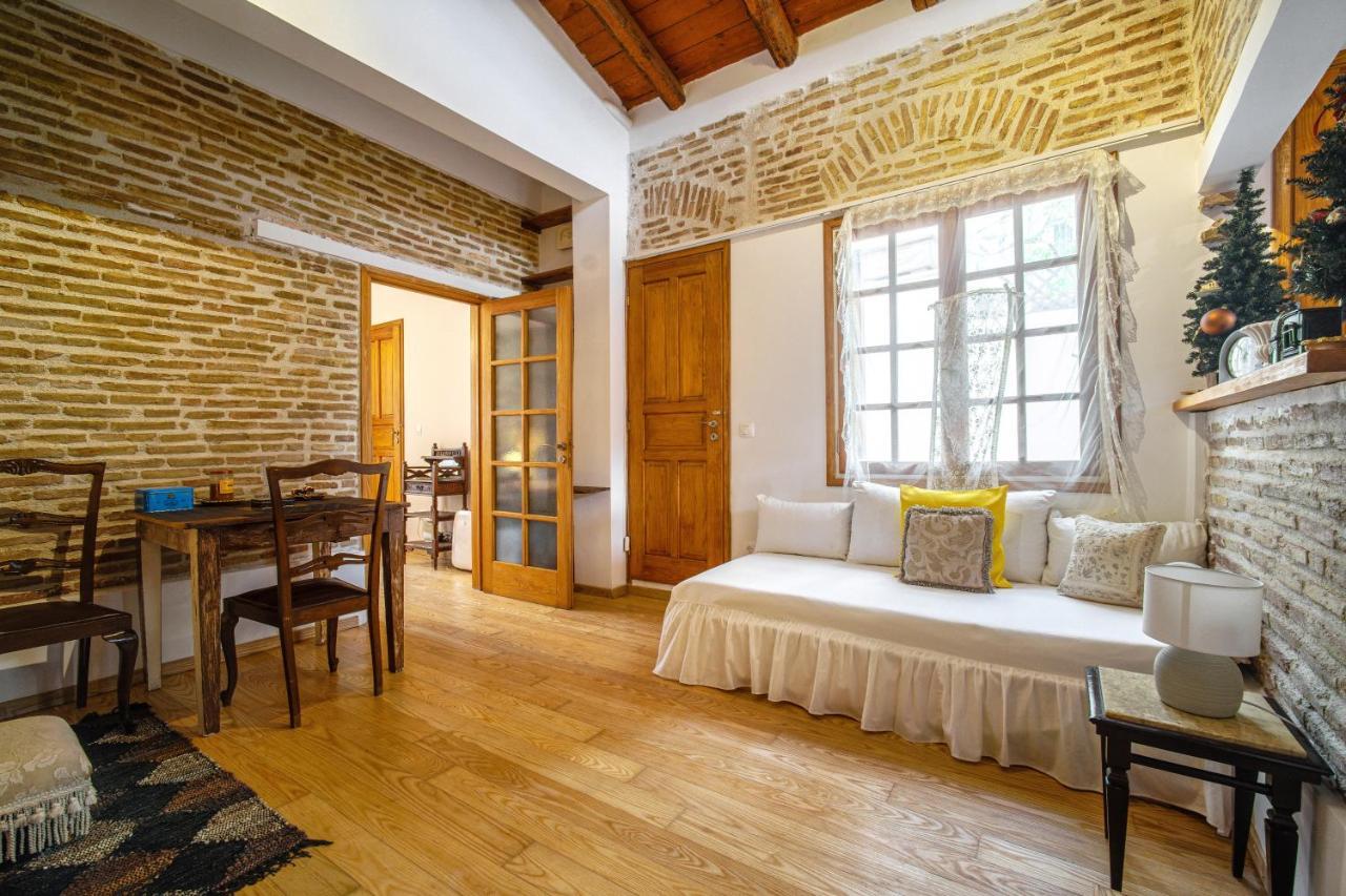 Luxurious Villa At Mets เอเธนส์ ภายนอก รูปภาพ